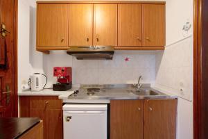 Areti Orfeas Apartment 3