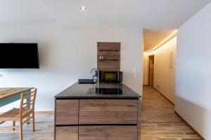 Aumia Apartment Opal