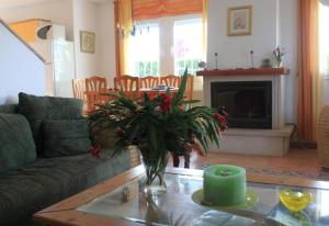Lovely villa in family resort