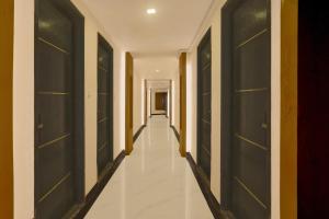 Super Collection O Lodha Experia Mall Dombiwali Formerly RR Suites