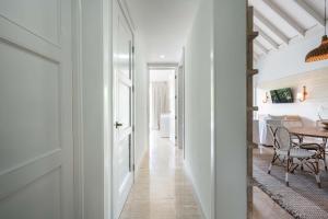 Apt with 2BR & balcony beach access in Portillo