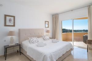 Elveria Hills excellent views