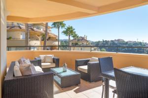 Elveria Hills excellent views