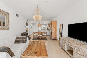 Hollywood A113