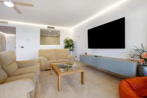 Luxury in Puerto Marina