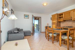 Appartamento 2 in Villa in campagna