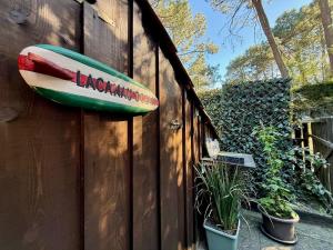 Maisonnette cosy dans les pins proche océan