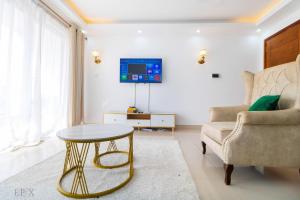 serene stays apartment with fully equipped gym , swimming pool ,private parking space and amazing scenic views