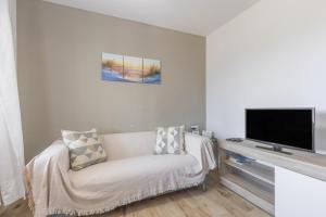 Giuliana Apartment