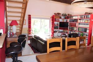 Maison avec piscine Eyrargues 6p