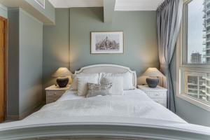 Modern 1BR with Marina Views, Pool, Gym, Near Beach