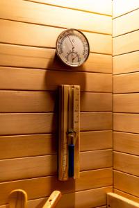 平屋の一戸建て鉄板焼き&サウナ&ジャグジーで過ごす大人の隠れ家 最大12名 Hideaway Teruma