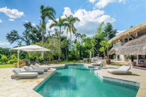 Ocean View Villa, Pool, BBQ, Jacuzzi, Staff Incl