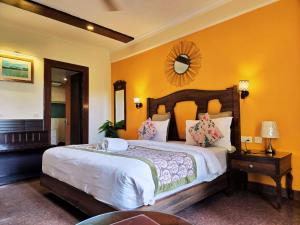 Aloha on the Ganges hotel Rishikesh tapovan guruji apartment