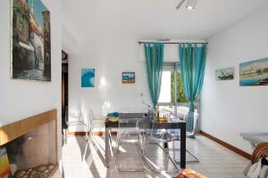 Good Wave House