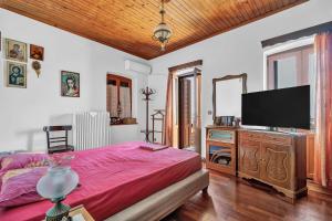 Barba Panais House