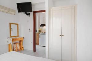 Areti Orfeas Apartment 5