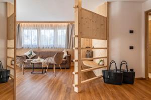 Les Ciases Chalets Dolomites Apt 2
