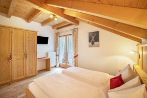 Stoffnerhof Apt Alpenrose