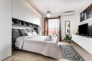 Bijou Holiday Home