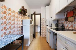 Gardoncino apartment with pool