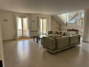 Enjoy Villa Tortuga With Pool