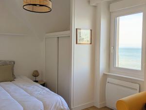 Maison face à la plage- Vue mer- 4 chambres- Jardin clos