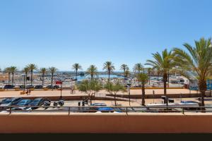 Marina view apartment