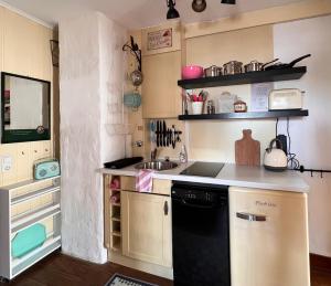 Kanne Honeymoon Apartment
