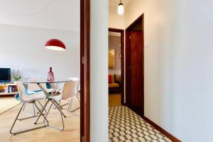 Spacious Bright Ap - no elevator