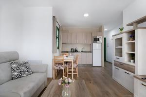 Sun Apartment