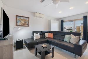 Flat With Pool, Old Town Albufeira