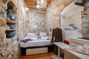 Dreaming of Greece 1