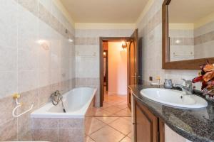 Appartamento Chia Grande img21
