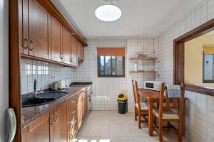 Big 2-bedroom in Tenerife South