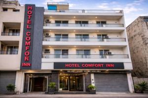Hotel Comfort Inn, Nangloi, Walking from Metro