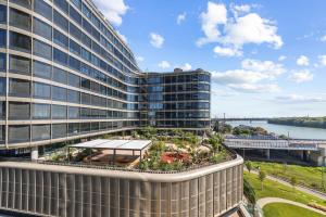 AC 2 room apartment with balcony, Eurovea Tower