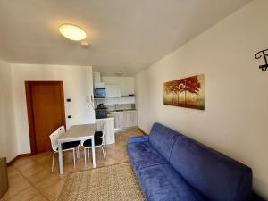 Voiandes balcony Apartment garden and pool
