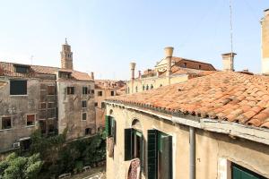 Breakfast at San Maurizios