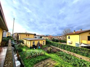 Casa Gina-Città e Campagna Lucchese