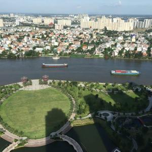 The Crown Suites 4BR Direct L81 View, Spacious