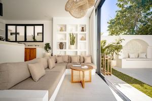 Uluwatu Surf Sanctuary Villa
