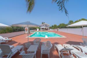 Appartamento con vista piscina