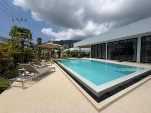 Coconut Villa 8