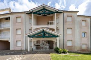 T3, piscine, jardin, proche golf