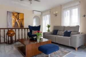 Lovely Pueblo House with Pool & Sea Views Mijas