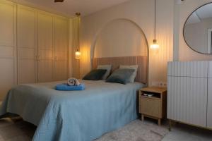 Lovely Pueblo House with Pool & Sea Views Mijas