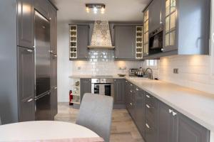 Lovely Pueblo House with Pool & Sea Views Mijas