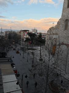 Skopje City Square View Apartment on Macedonia St