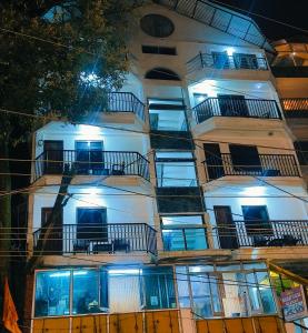 The Plaza Dalhousie - Near Ghandhi Chowk Mall Road